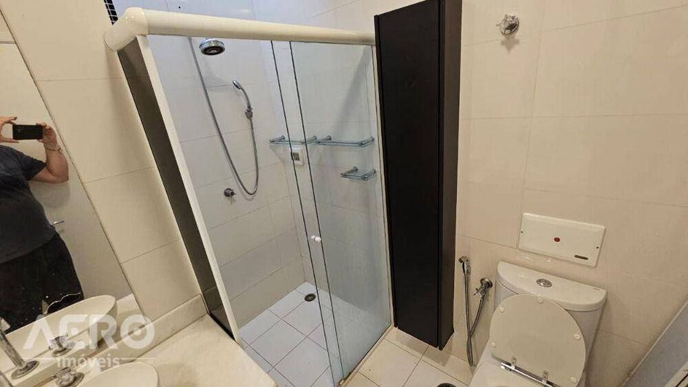 Apartamento para alugar com 3 quartos, 150m² - Foto 30