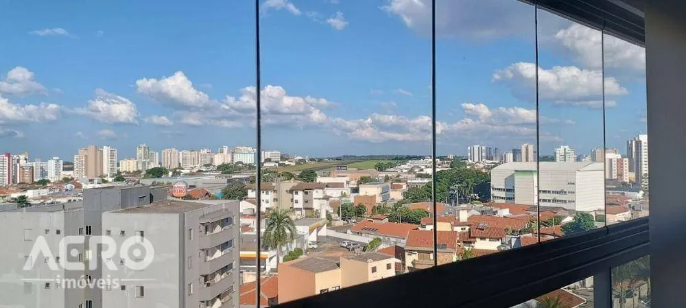 Apartamento, 3 quartos, 128 m² - Foto 2