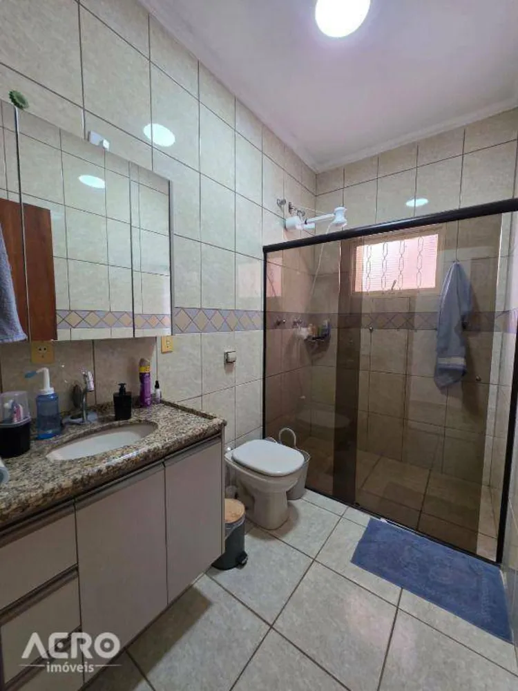 Casa, 4 quartos, 206 m² - Foto 1