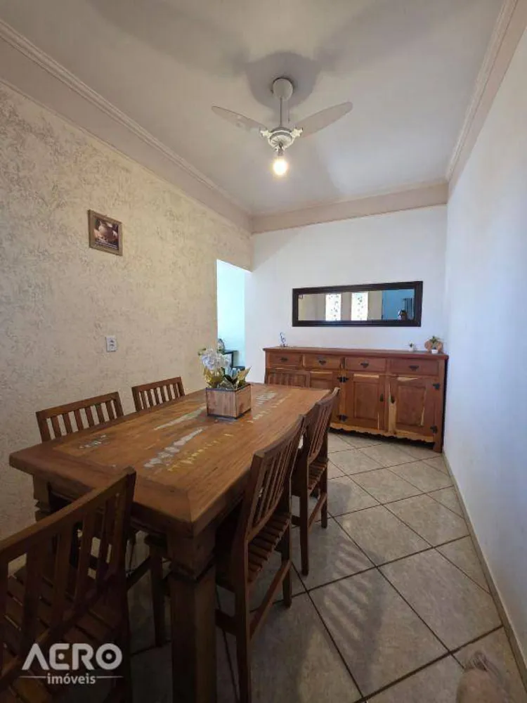 Casa, 4 quartos, 206 m² - Foto 11