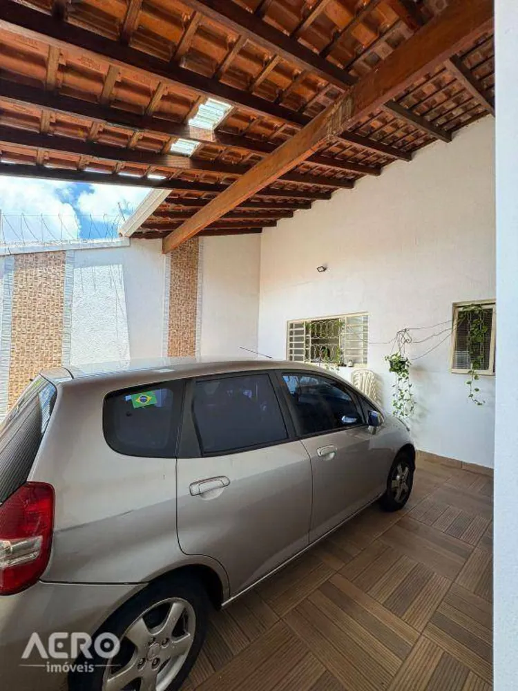 Casa, 4 quartos, 206 m² - Foto 2