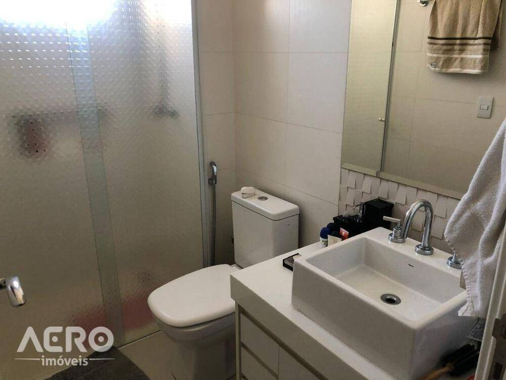 Apartamento à venda com 3 quartos, 240m² - Foto 17