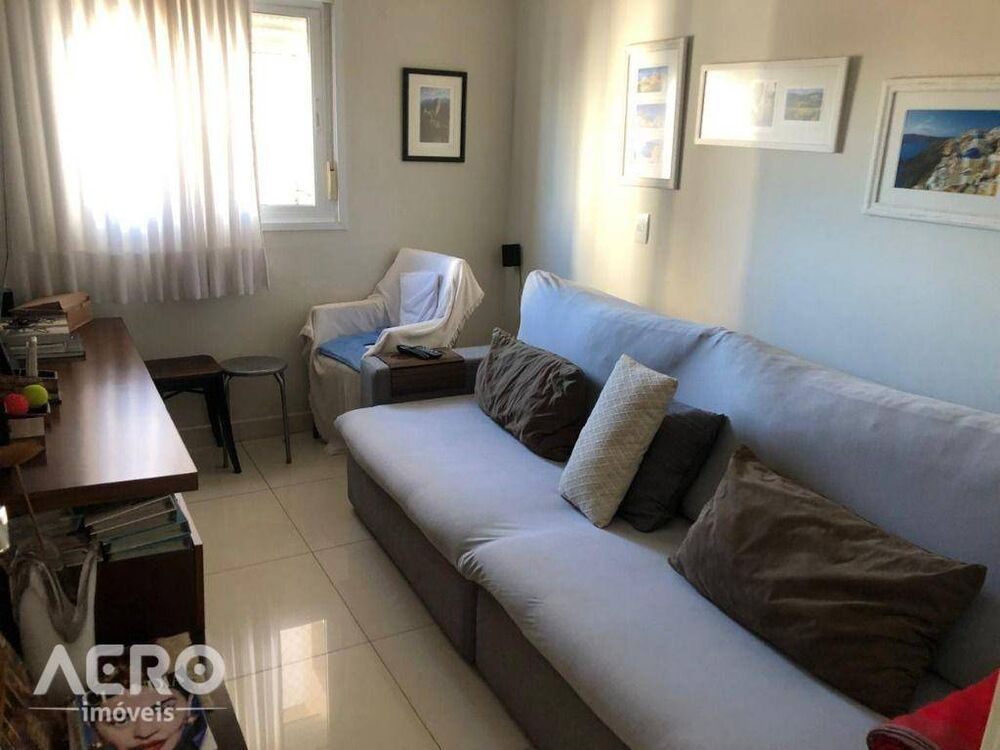 Apartamento à venda com 3 quartos, 240m² - Foto 19