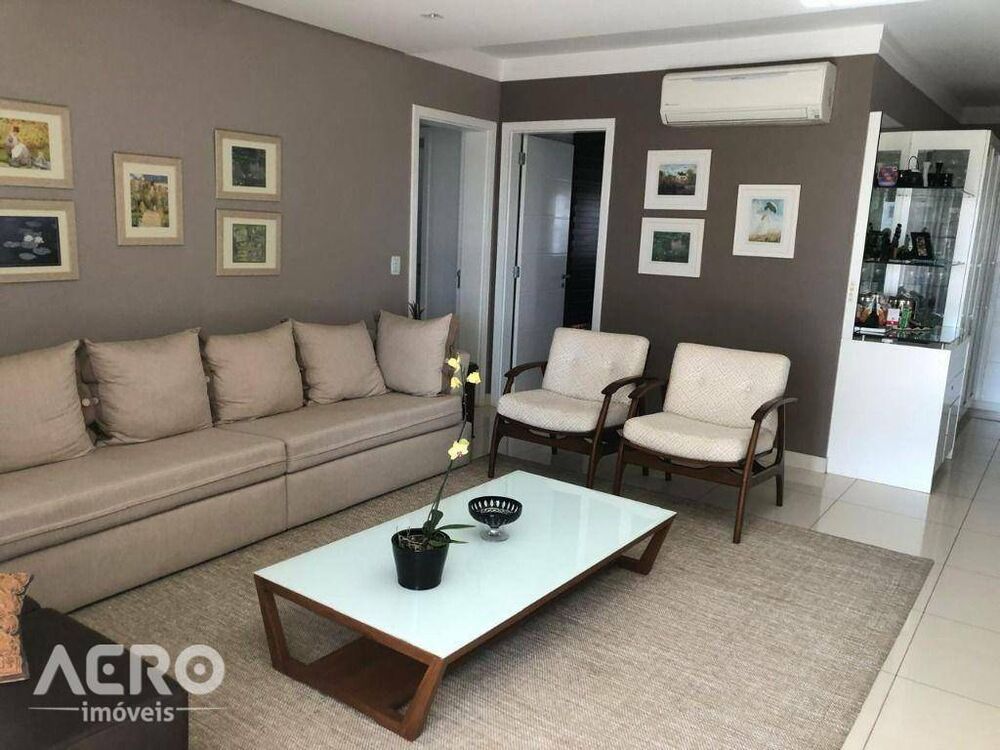 Apartamento à venda com 3 quartos, 240m² - Foto 1