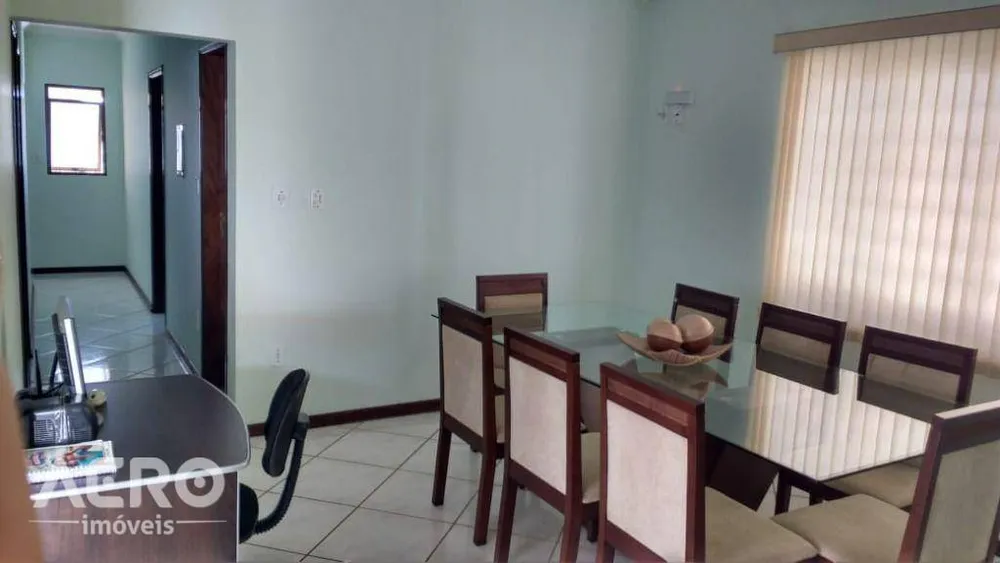 Casa, 3 quartos, 204 m² - Foto 6