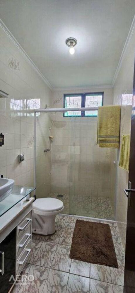 Casa, 3 quartos, 208 m² - Foto 13