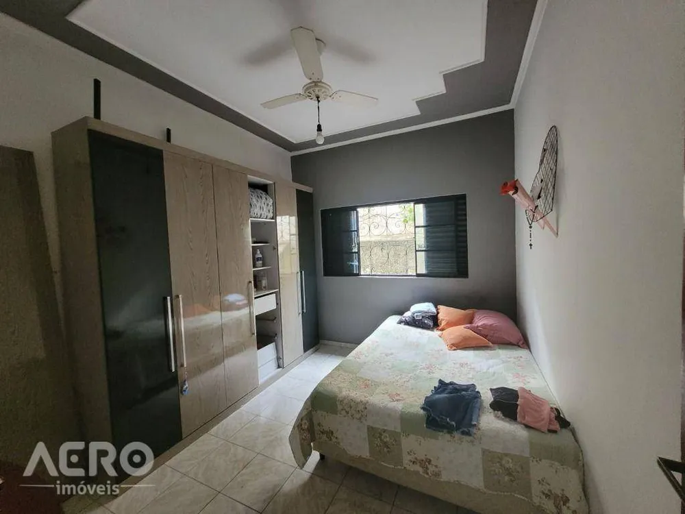 Casa, 3 quartos, 330 m² - Foto 1