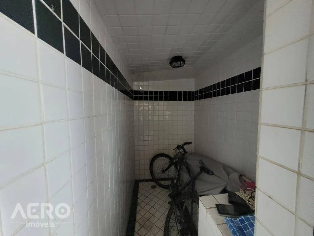 Casa, 3 quartos, 330 m² - Foto 4