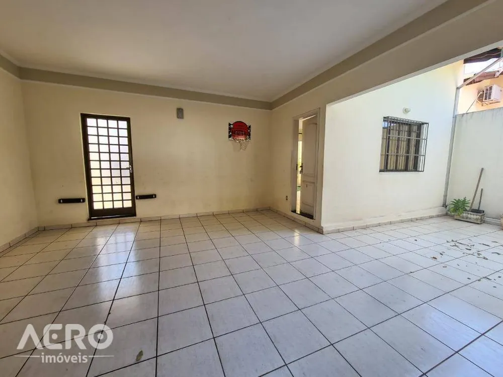 Casa, 3 quartos, 200 m² - Foto 4