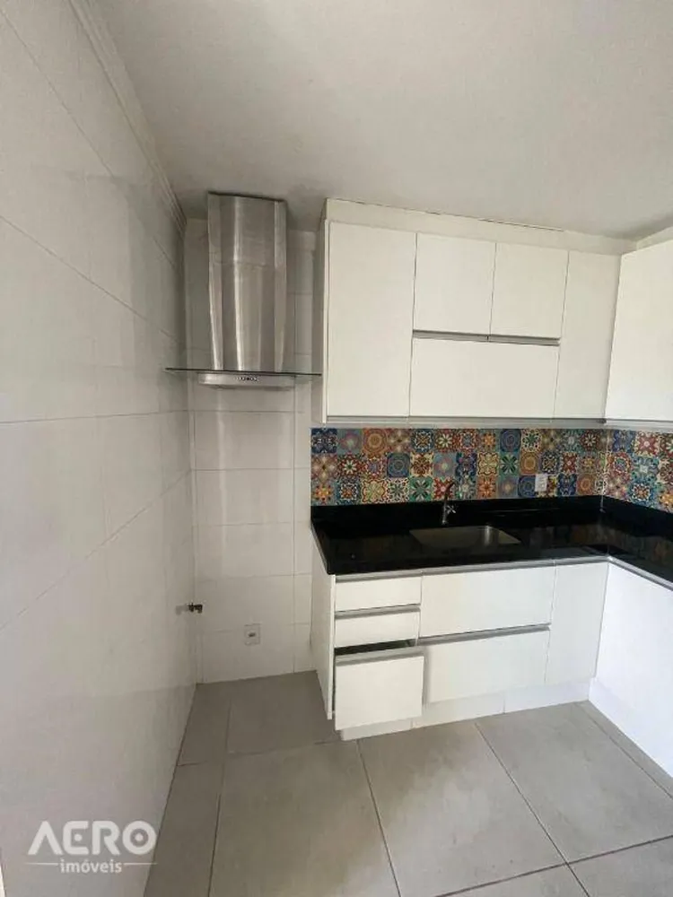 Apartamento, 3 quartos, 84 m² - Foto 2