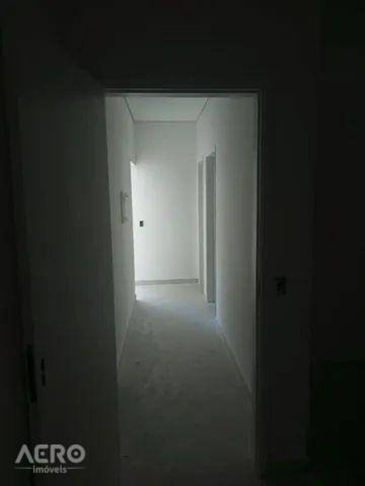 Casa à venda com 3 quartos, 200m² - Foto 5