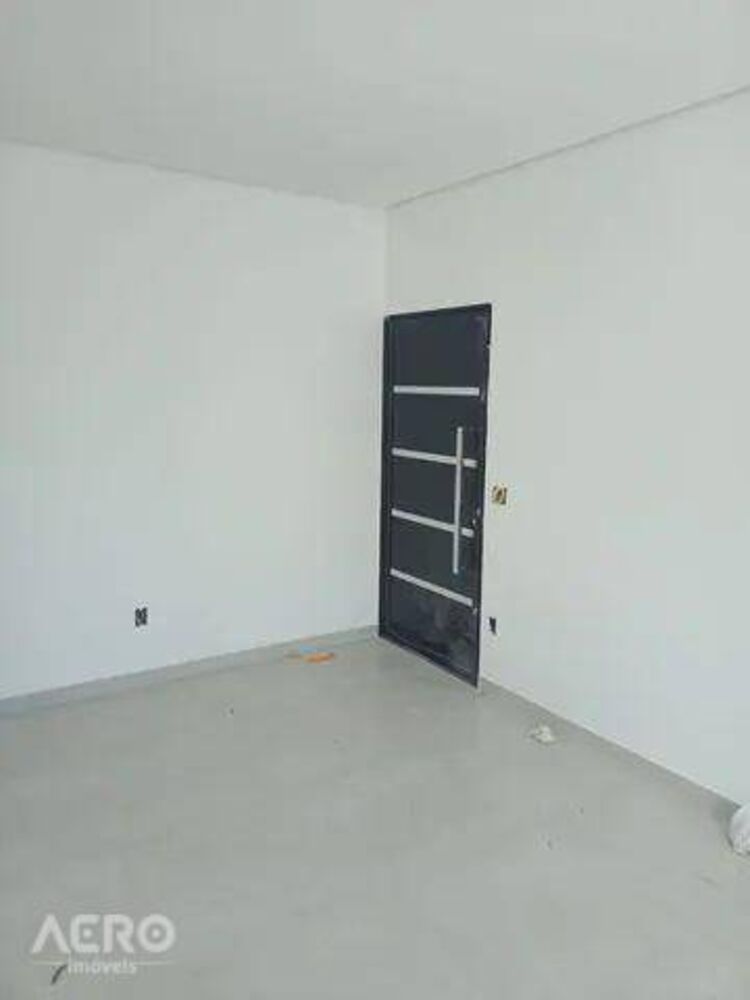 Casa à venda com 3 quartos, 200m² - Foto 7