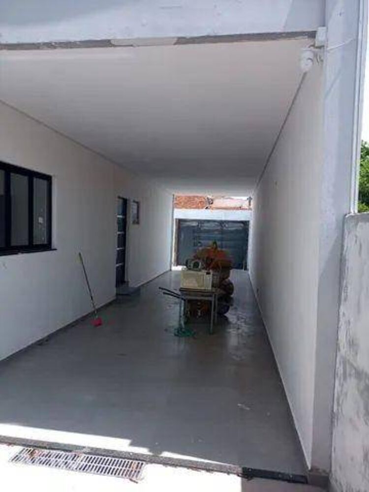 Casa à venda com 3 quartos, 200m² - Foto 4