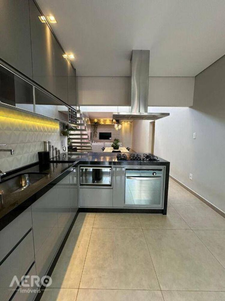 Casa, 3 quartos, 230 m² - Foto 17