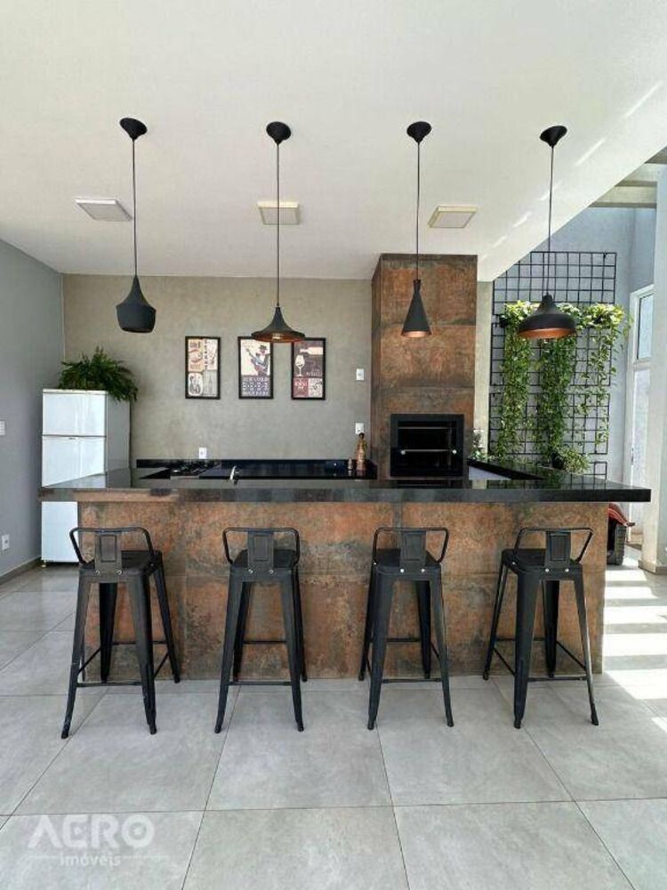 Casa, 3 quartos, 230 m² - Foto 37