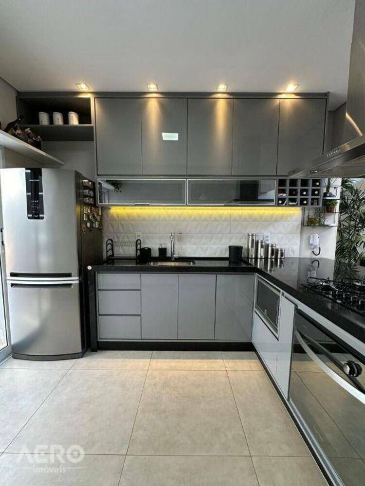 Casa, 3 quartos, 230 m² - Foto 12