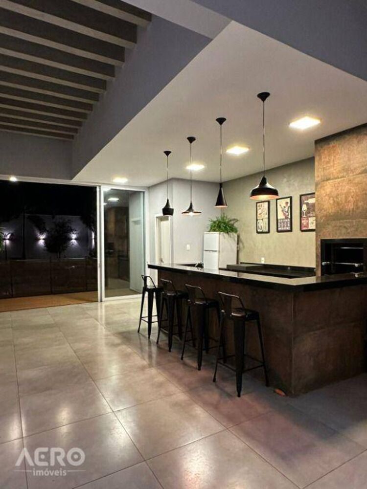 Casa, 3 quartos, 230 m² - Foto 51