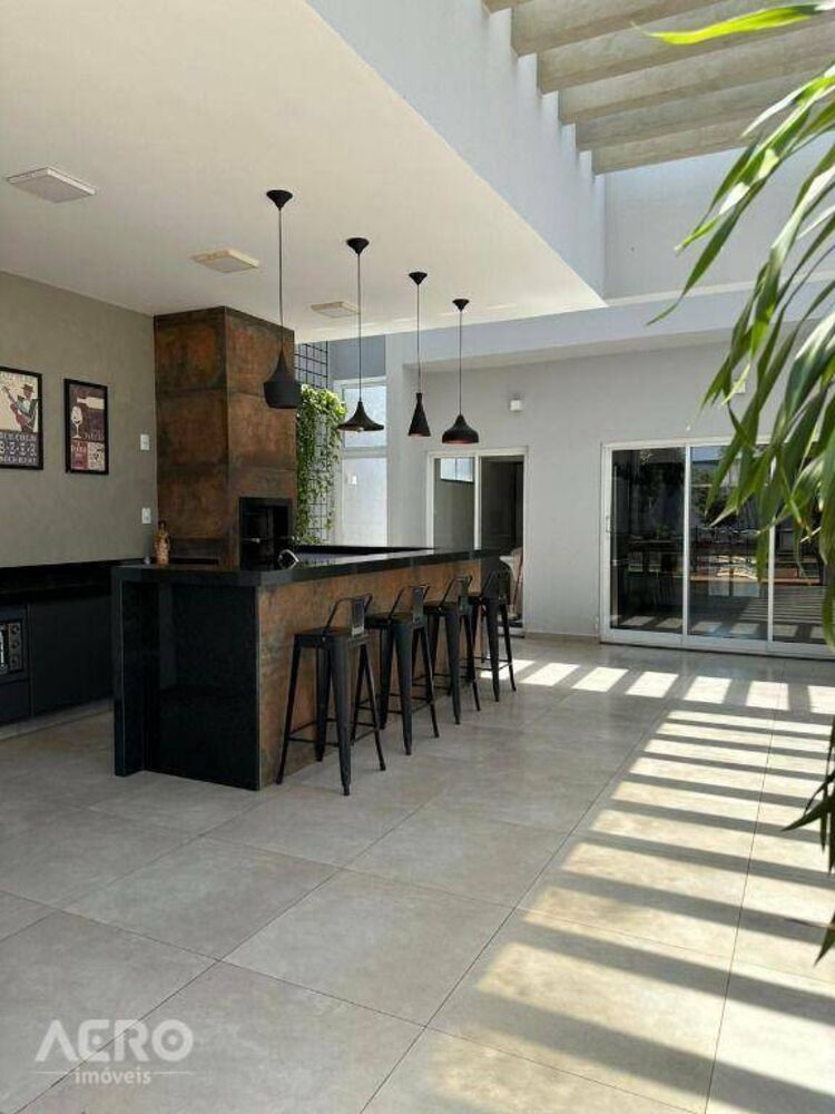 Casa, 3 quartos, 230 m² - Foto 32