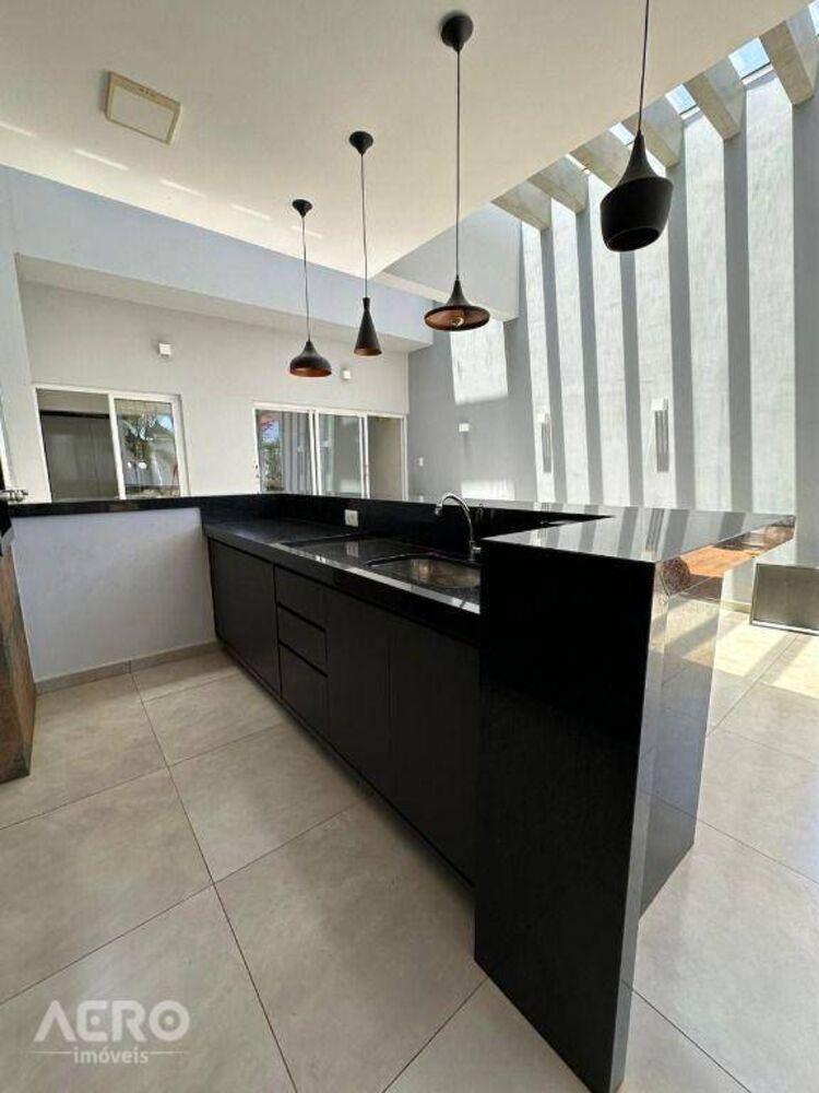 Casa, 3 quartos, 230 m² - Foto 31