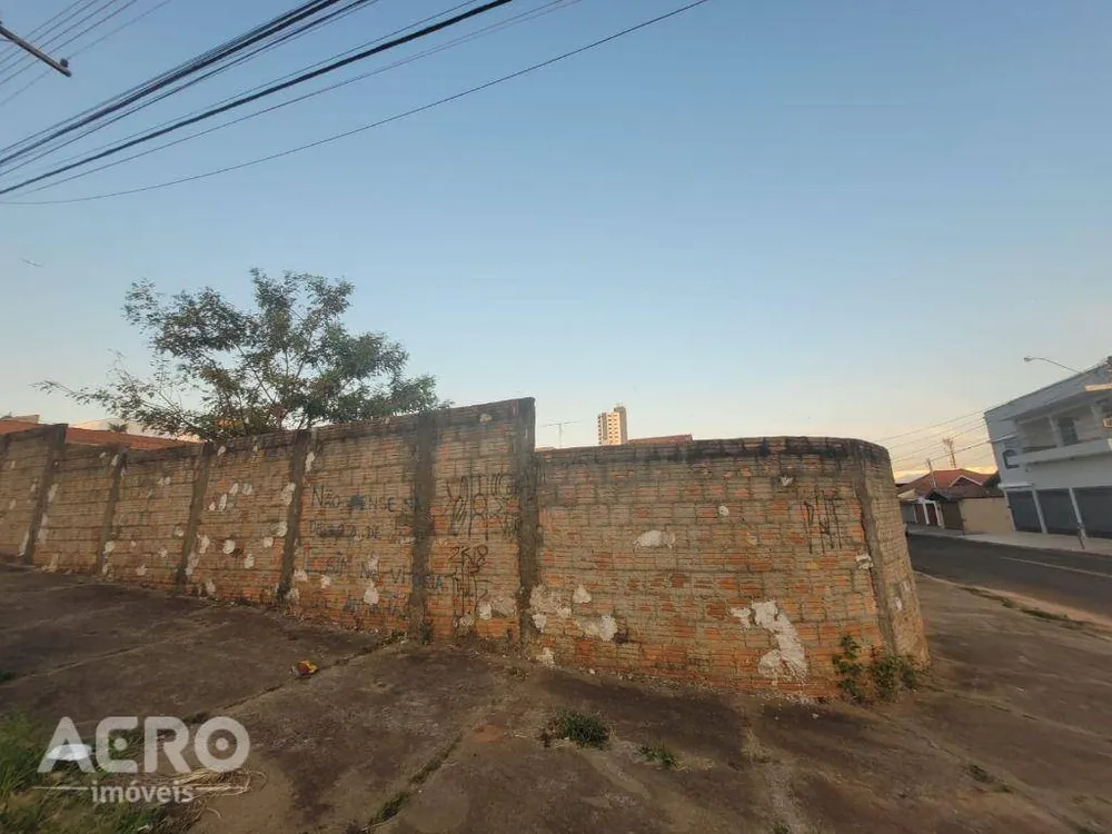 Terreno, 242 m² - Foto 1