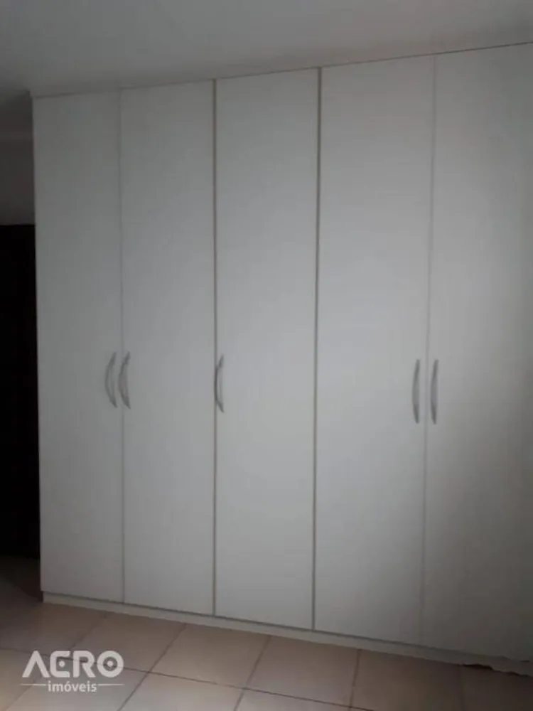 Casa, 3 quartos, 200 m² - Foto 8