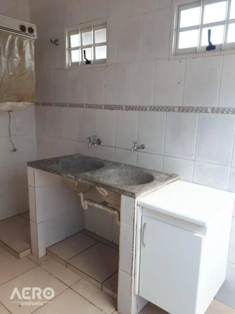 Casa, 3 quartos, 200 m² - Foto 1