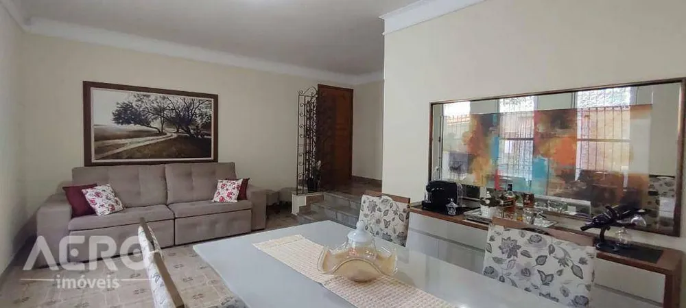 Casa, 3 quartos, 206 m² - Foto 2