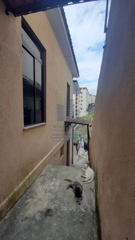 Casa à venda com 2 quartos, 800m² - Foto 4