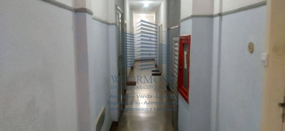 Apartamento à venda com 1 quarto, 34m² - Foto 2