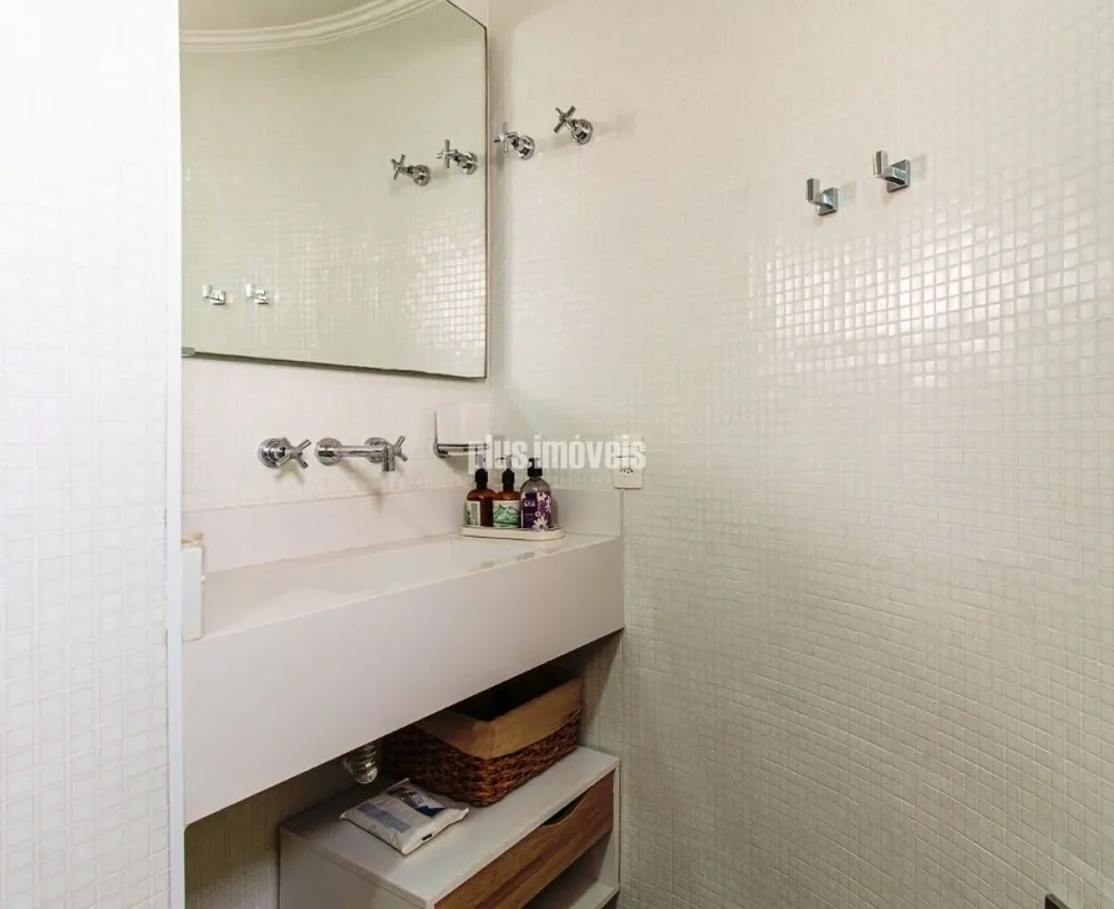 Apartamento, 3 quartos, 146 m² - Foto 1