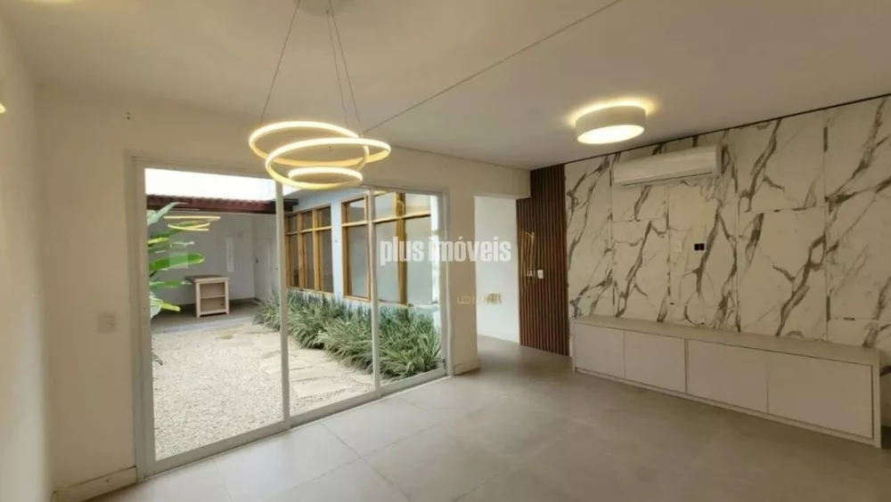 Casa de Vila à venda com 2 quartos, 132m² - Foto 2