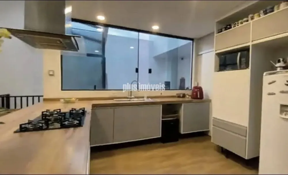 Casa, 6 quartos, 480 m² - Foto 1