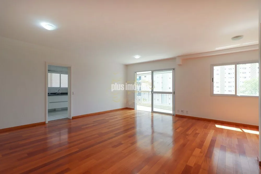 Apartamento à venda com 3 quartos, 150m² - Foto 4