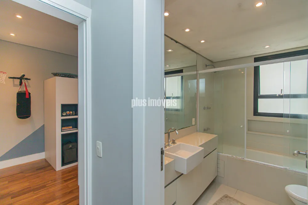 Apartamento, 4 quartos, 236 m² - Foto 2