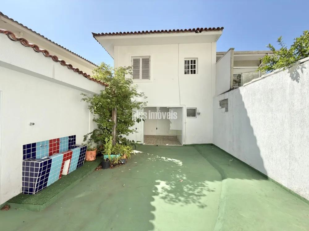 Casa, 6 quartos, 219 m² - Foto 2