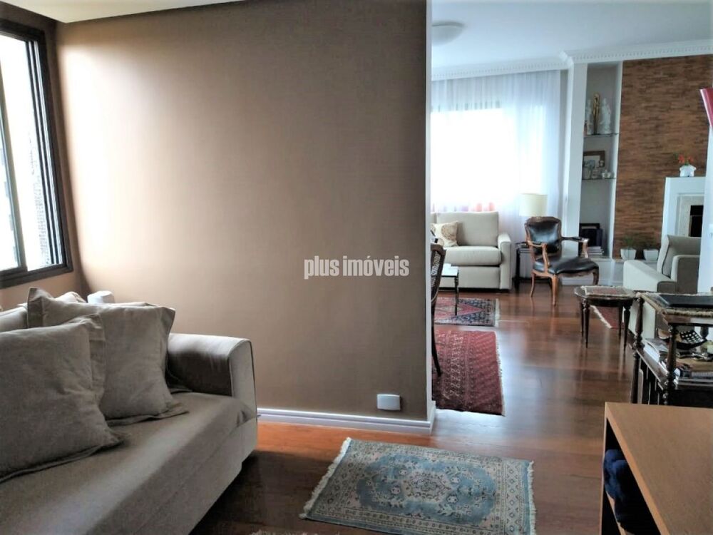 Apartamento, 3 quartos, 184 m² - Foto 1