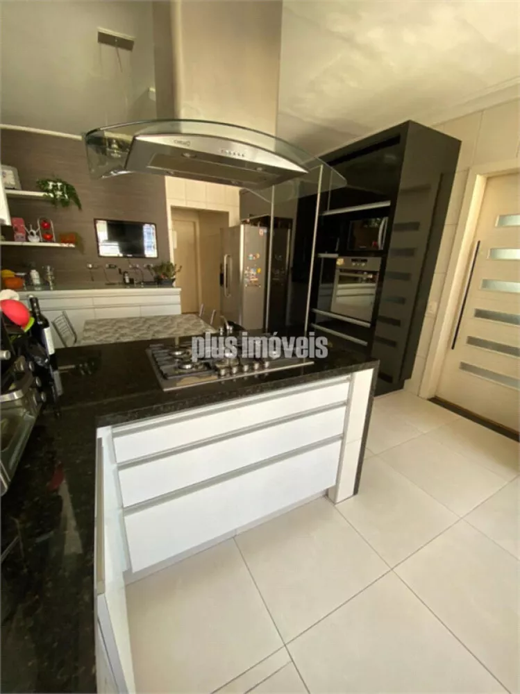 Apartamento, 3 quartos, 278 m² - Foto 1