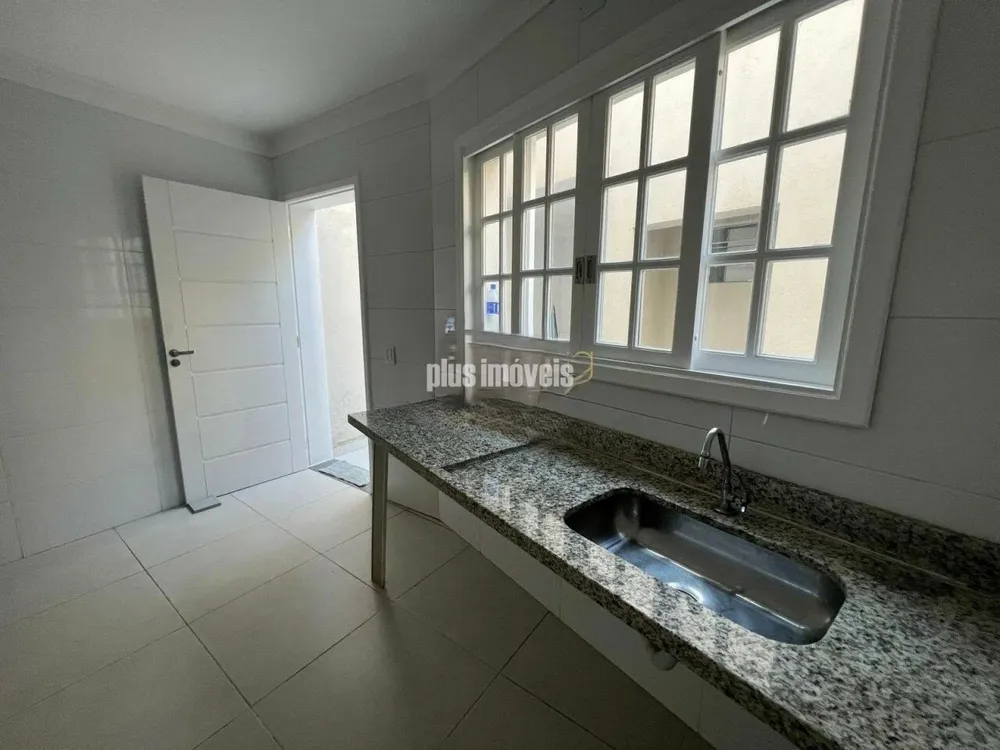 Casa, 3 quartos, 141 m² - Foto 4