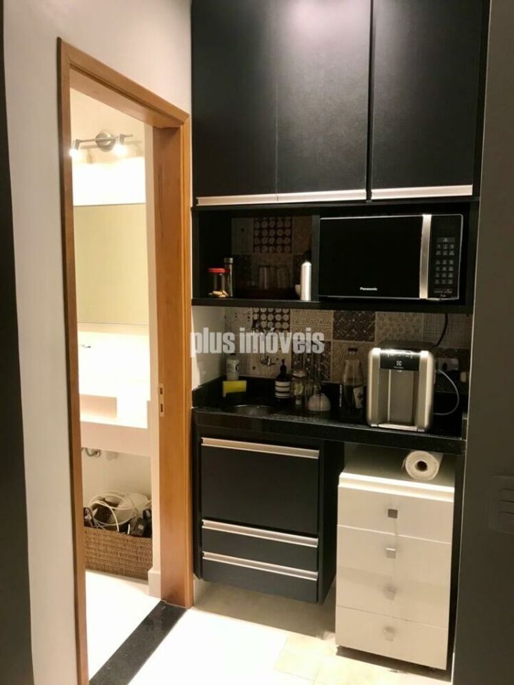 Casa Comercial à venda com 7 quartos, 250m² - Foto 8