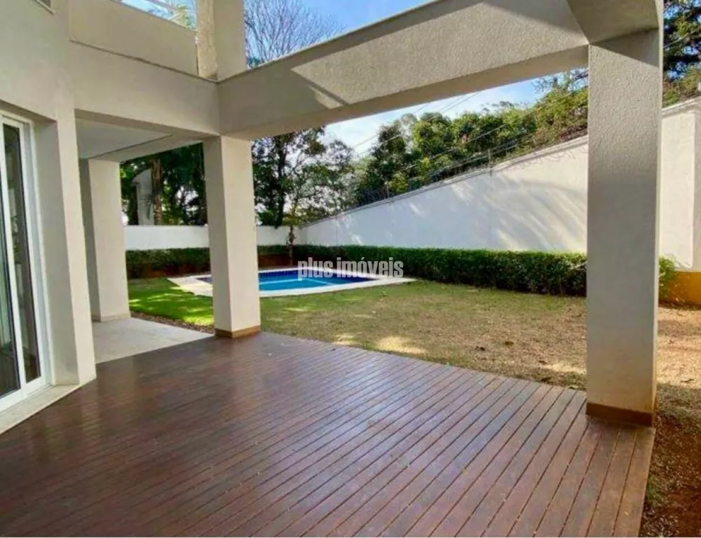 Casa de Condomínio à venda com 4 quartos, 608m² - Foto 2