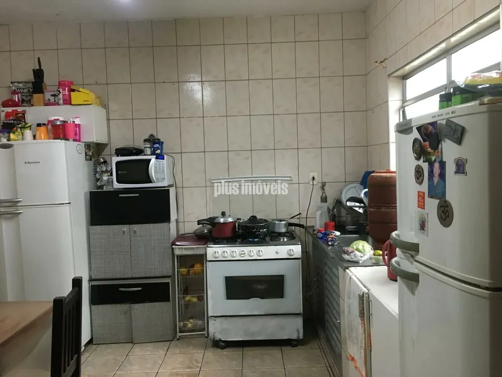 Casa, 3 quartos, 196 m² - Foto 2