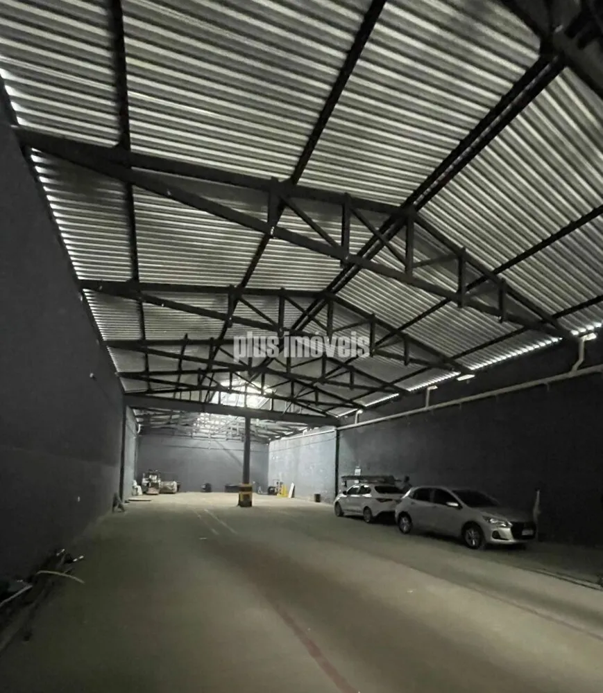 Depósito-Galpão, 645 m² - Foto 1