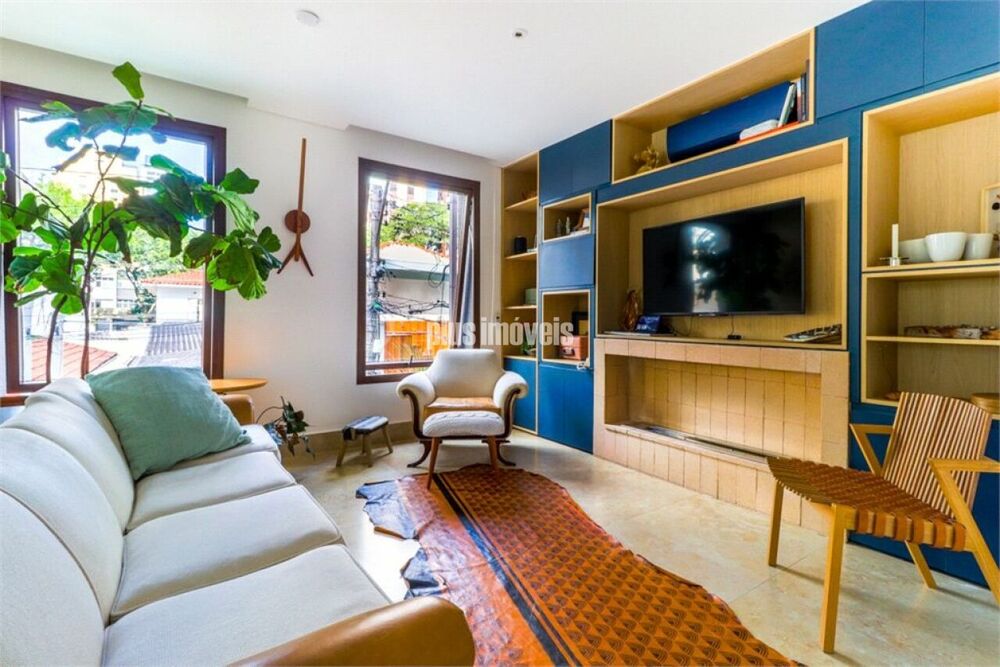 Casa de Vila à venda com 4 quartos, 270m² - Foto 4