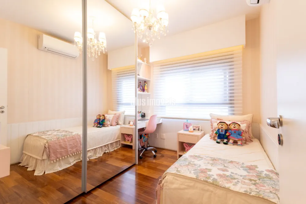 Apartamento, 3 quartos, 131 m² - Foto 2