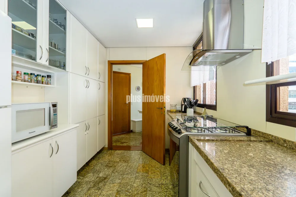 Apartamento, 4 quartos, 200 m² - Foto 1