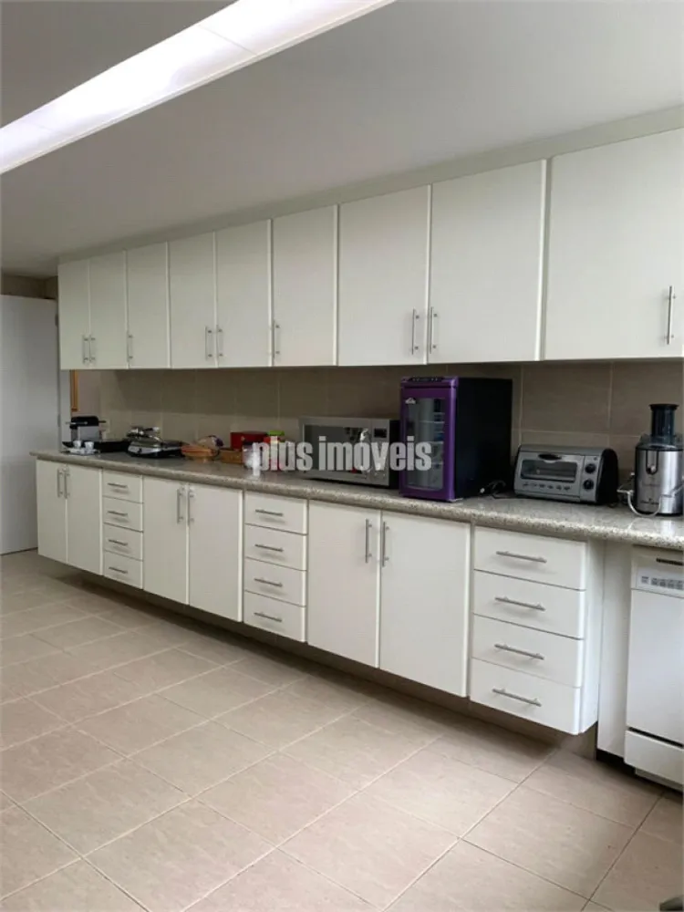 Apartamento, 3 quartos, 188 m² - Foto 1