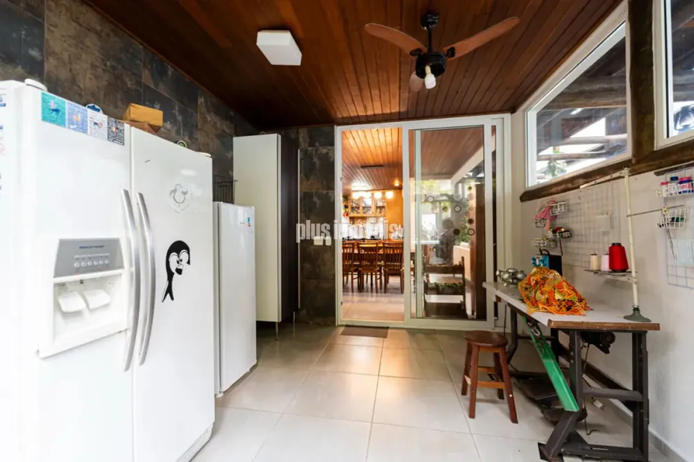 Casa, 4 quartos, 326 m² - Foto 3