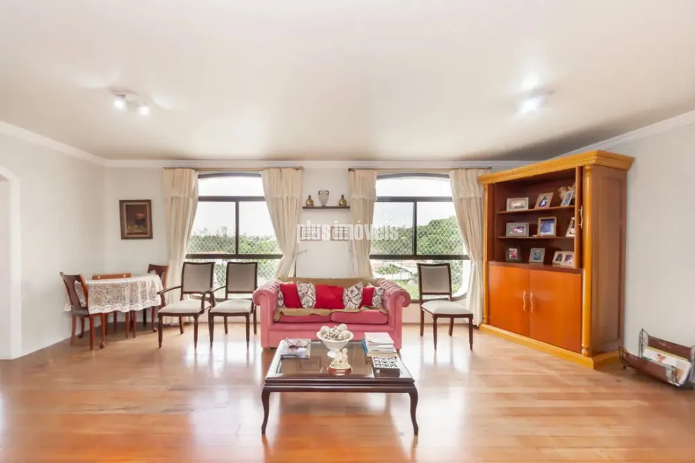 Apartamento, 4 quartos, 247 m² - Foto 1