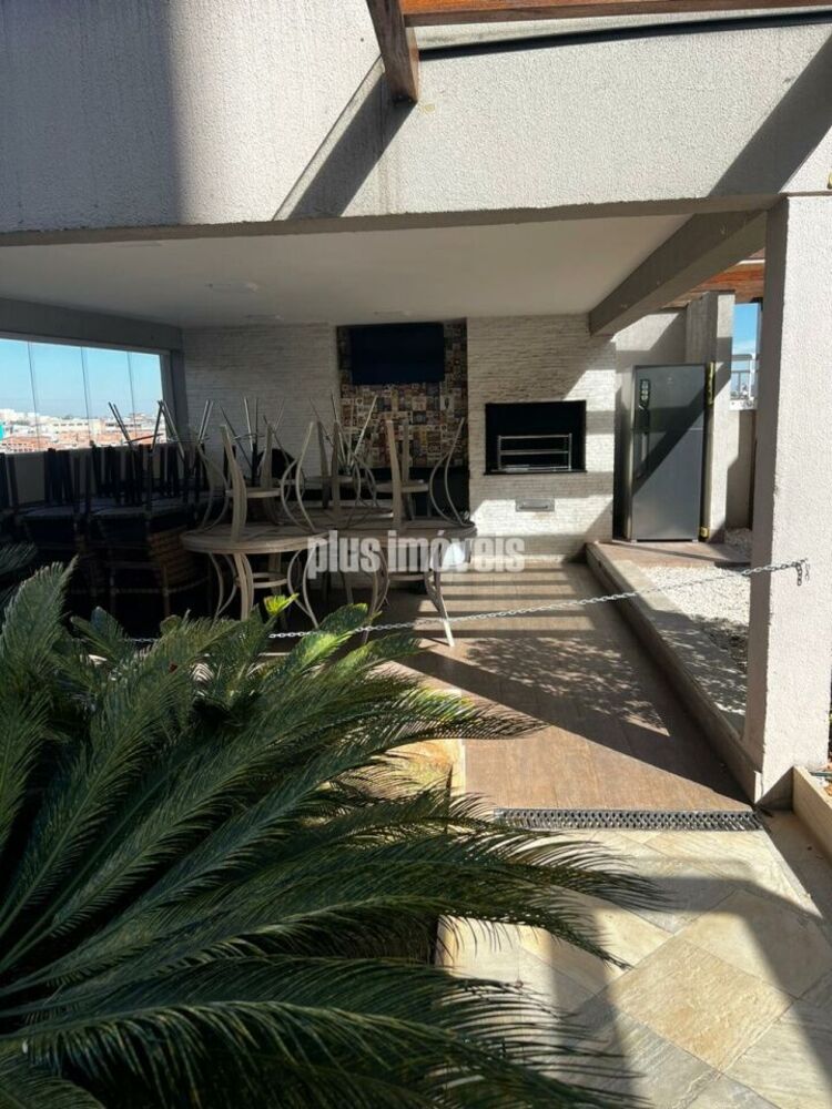 Apartamento, 3 quartos, 140 m² - Foto 1