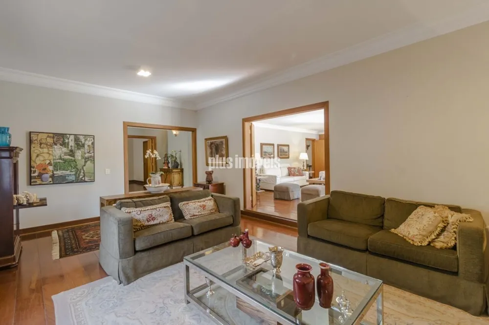 Casa, 4 quartos, 620 m² - Foto 1